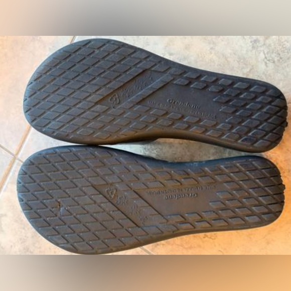 Sandals - Picture 3 of 5